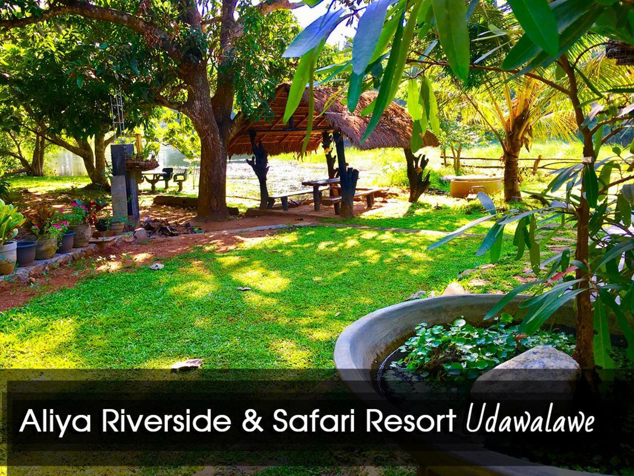Aliya Riverside & Safari Resort Udawalawe Exteriör bild