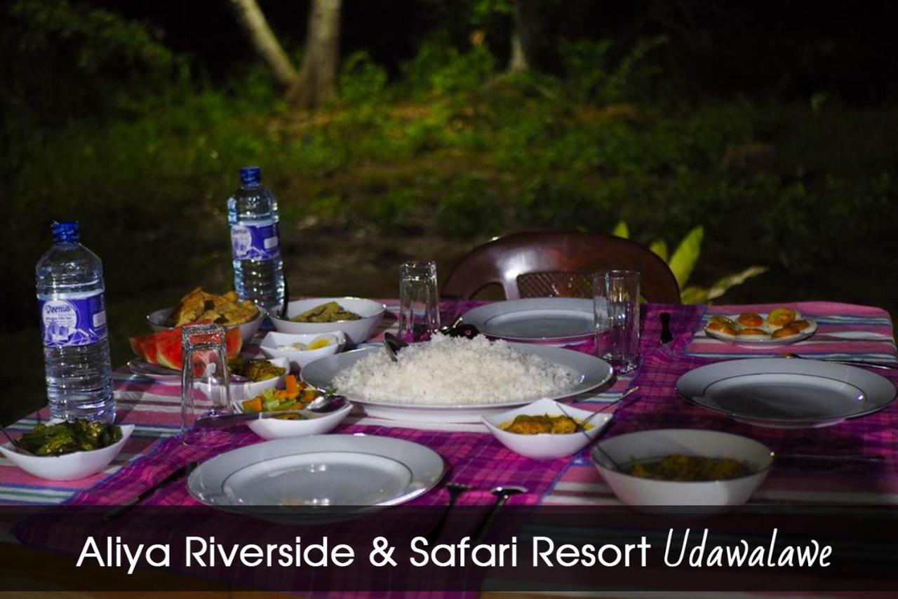 Aliya Riverside & Safari Resort Udawalawe Exteriör bild